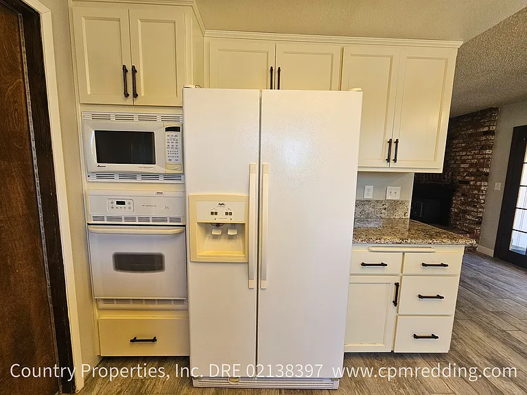 12183 Dry Creek Rd — Photo 10