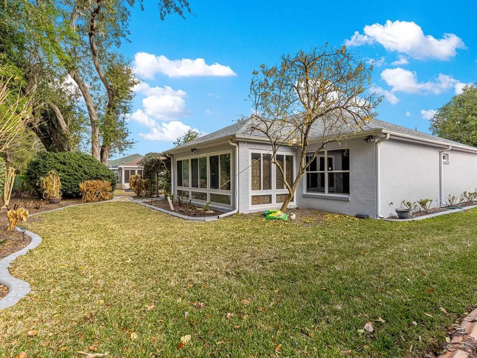 3 bed, 1542 sqft, $3,200 — Photo 3