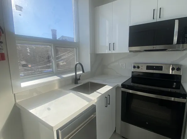 1359 Davenport Rd, Toronto, ON