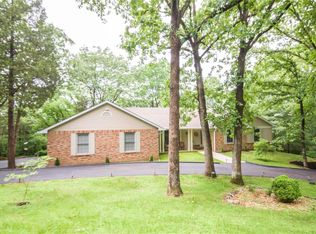 21 Howe Xing, Festus, MO 63028