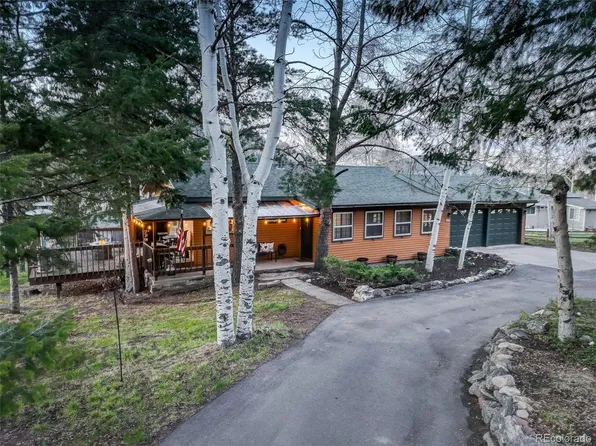 25807 Snyder Avenue, Conifer, CO 80433