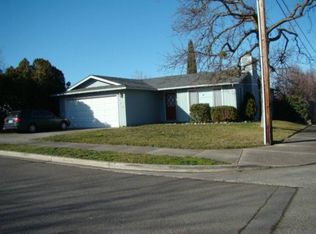 100 Faith Cir, Talent, OR 97540