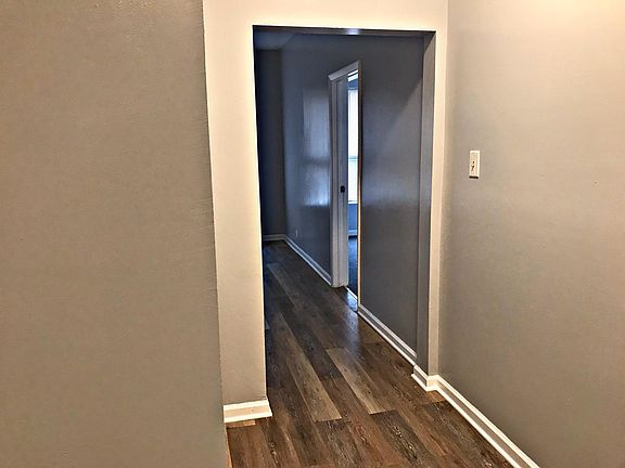 2nd image of 7436 S Kingston Ave APT 1N