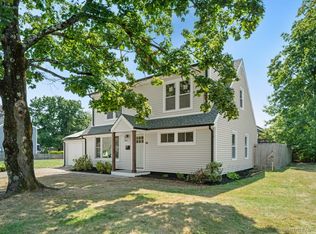 84 Dalton Rd, Milford, CT 06460