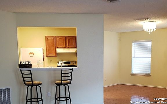 5th image of 9938 Panther Bay