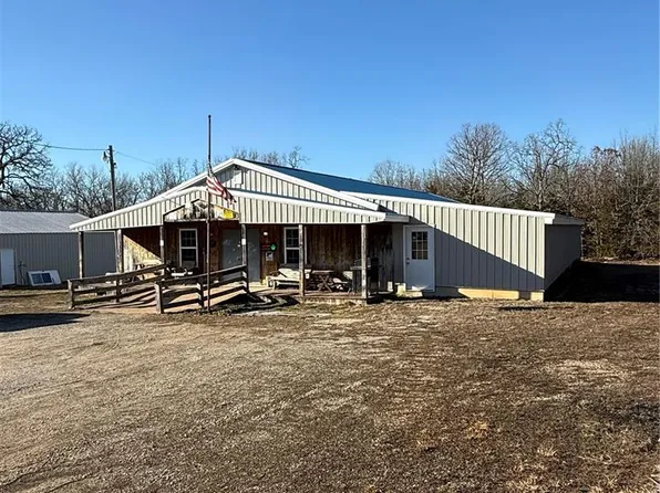 12037 Highway 32, Roby, MO 65557