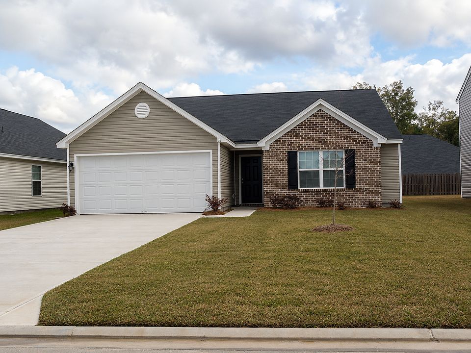 1st image of 24 Miller Park Cir
