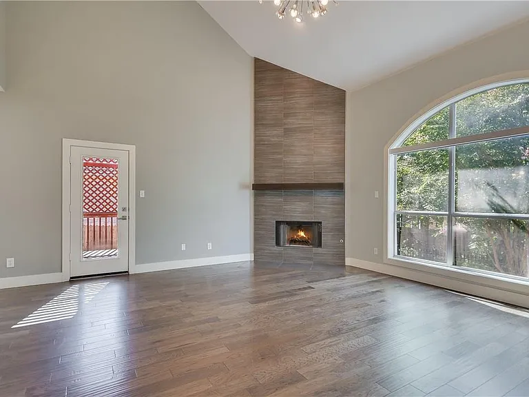 3513 Grimes Ranch Rd — Photo 5