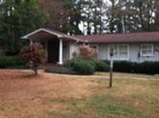 902 Log Shoals Rd, Greenville, SC 29607