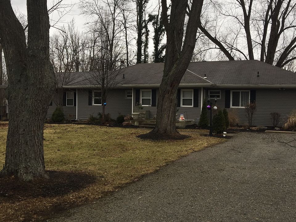 2nd image of 3366 Fields Ertel Rd