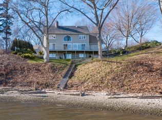 30 Riverside Ave, Old Saybrook, CT 06475