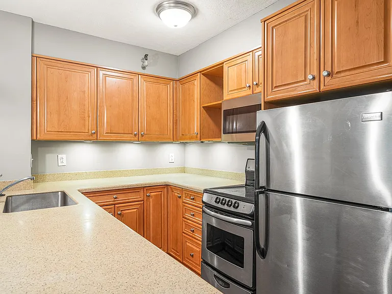 145 Pinckney St #525 — Photo 6