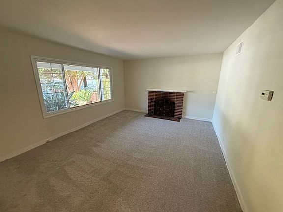 5th image of 450 N Fair Oaks Ave