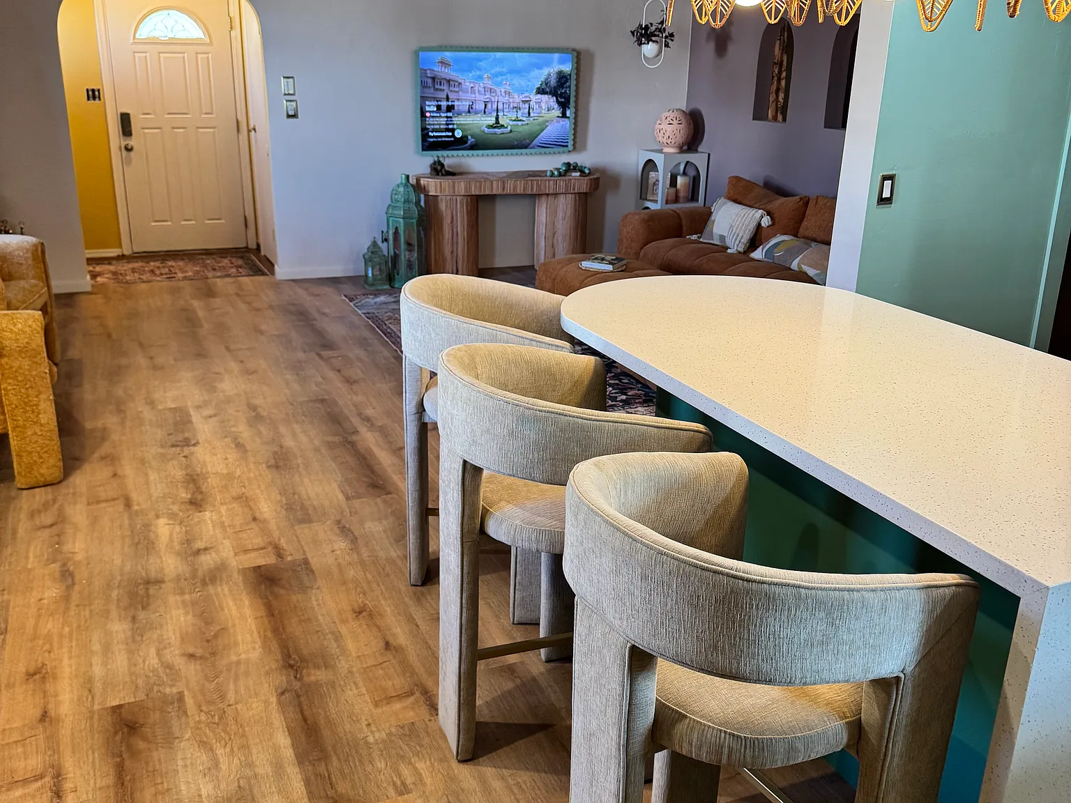 3 bed, 1300 sqft, $2,900 — Photo 4