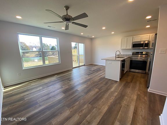 5th image of 6724 Water Lilly Way
