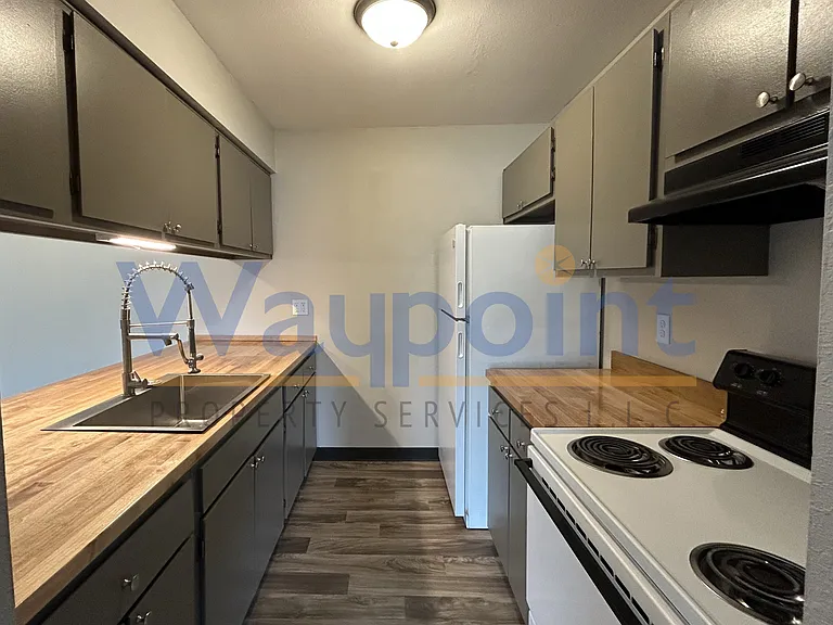 423 Balderson St #3 — Photo 1
