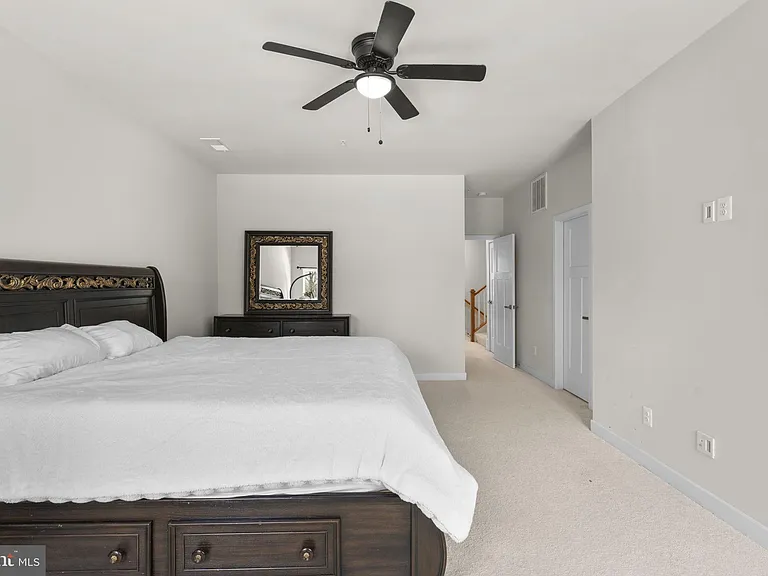 10706 Larkswood St — Photo 20