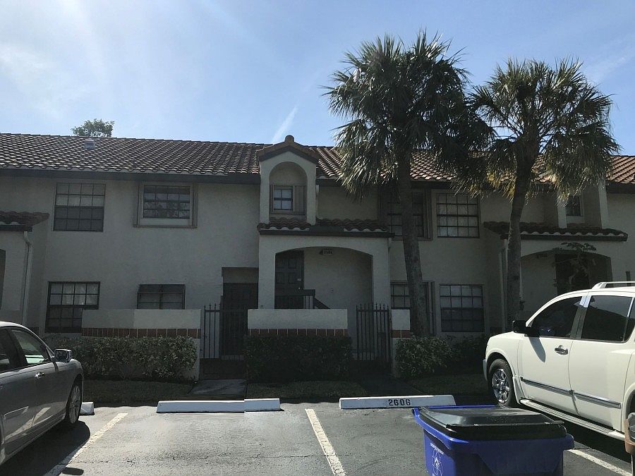 1st image of 2606 Congressional Way