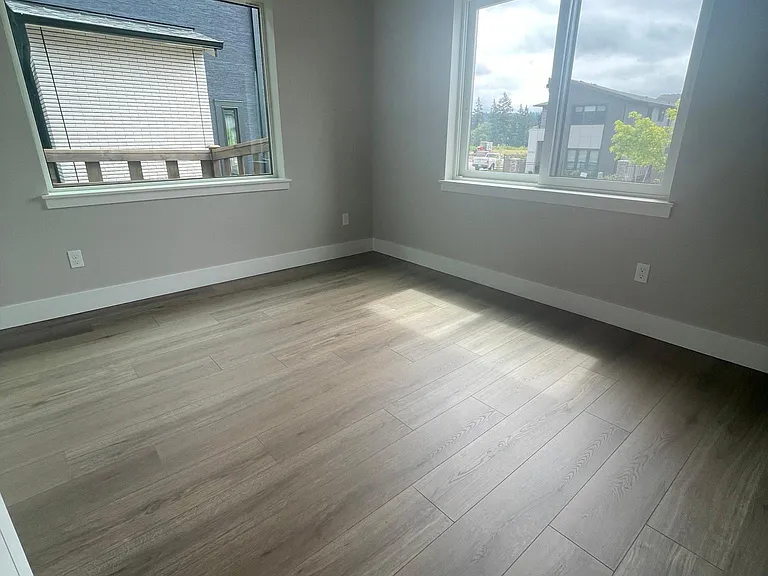 16663 SE Pleasant Valley Pkwy — Photo 6