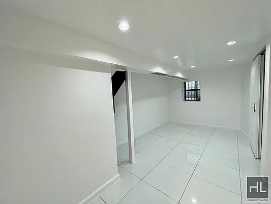 Rented by Highline Residential | media 55