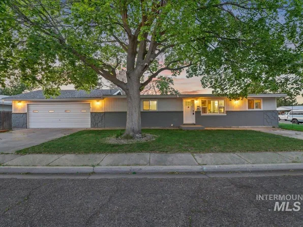 402 W 4 N, Mountain Home, ID 83647