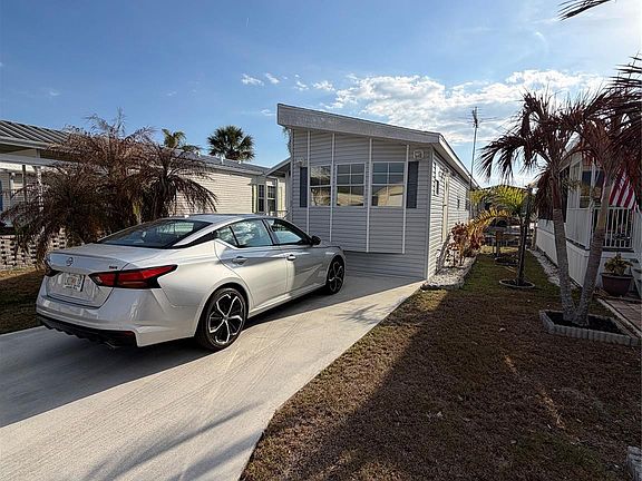 2nd image of 42 Turtle Road