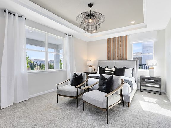 Spacious Owner s Suite