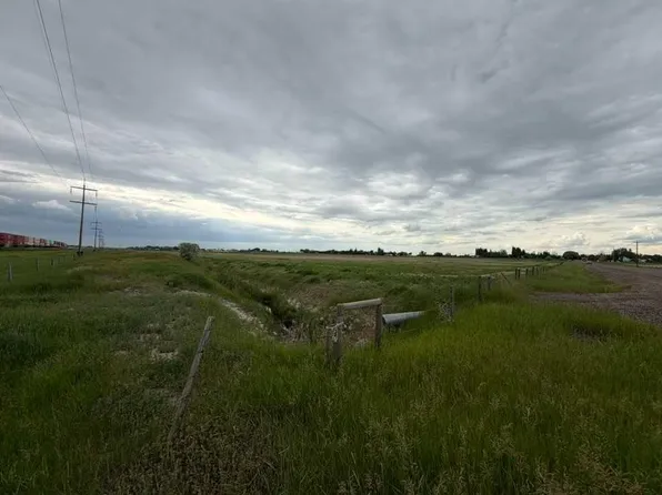 Cassils Rd W, Brooks, AB T1R 0W1