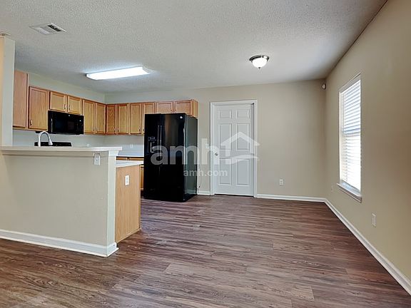 4th image of 112 Willow Lakes Ct