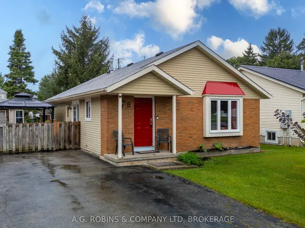 8 Abbott Ln, Haldimand County, ON N0A 1E0