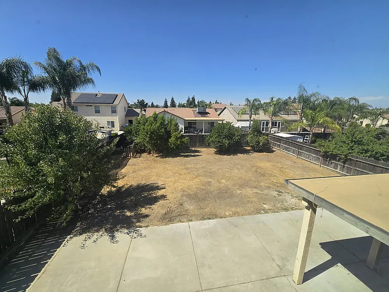1114 Oak Ave — Photo 17