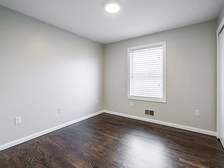 312 Vine St #1 — Photo 5