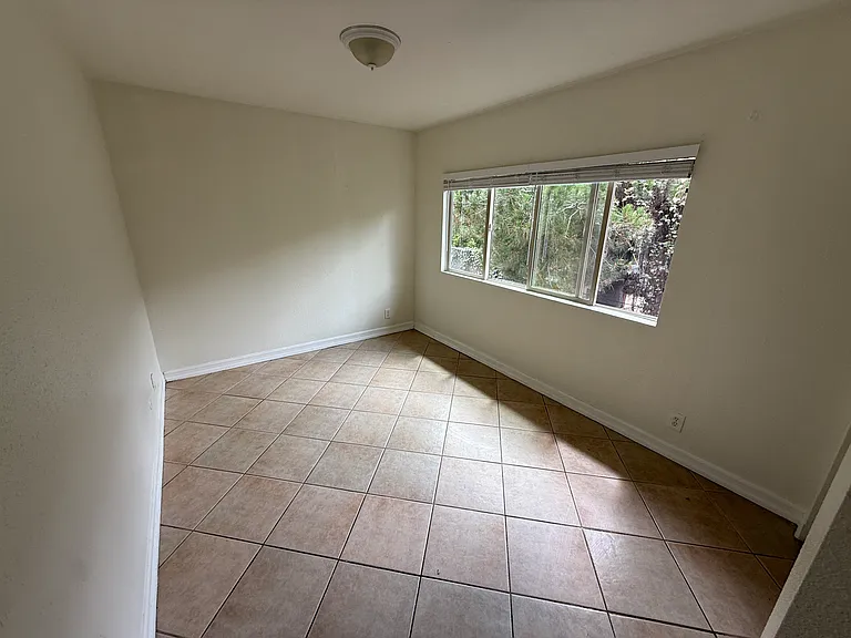 4357 Lowell Ave #3 — Photo 6