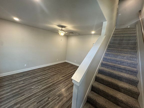 5th image of 660 The Cottages Dr