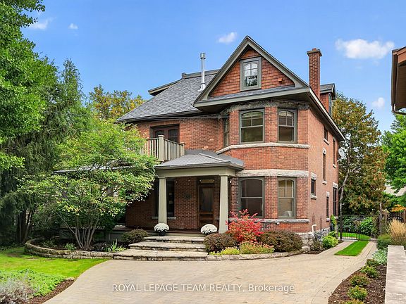 3rd image of 515 Broadview Ave