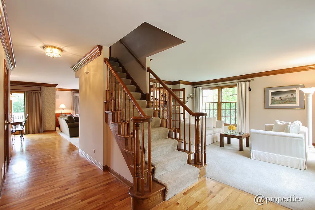 5365 Hedgewood Ct photo 1