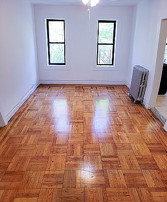 3rd image of 2718 Morris Ave #2F