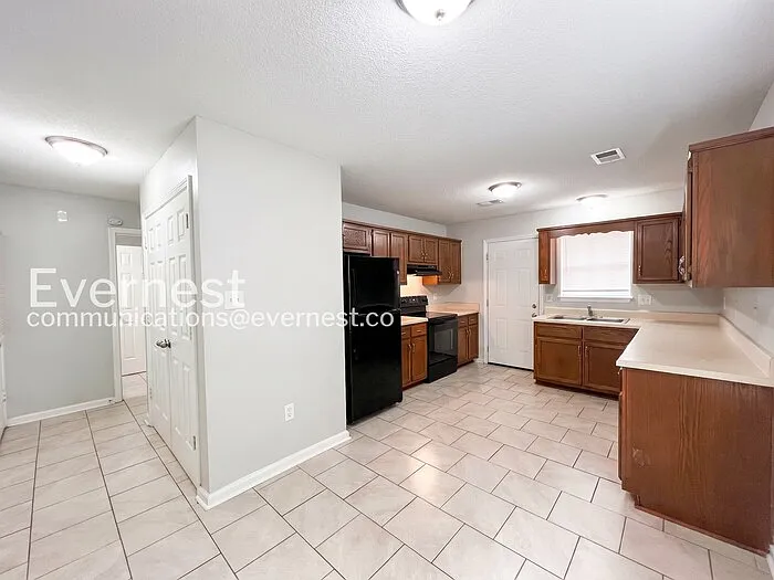 9931 Adina Cv — Photo 6