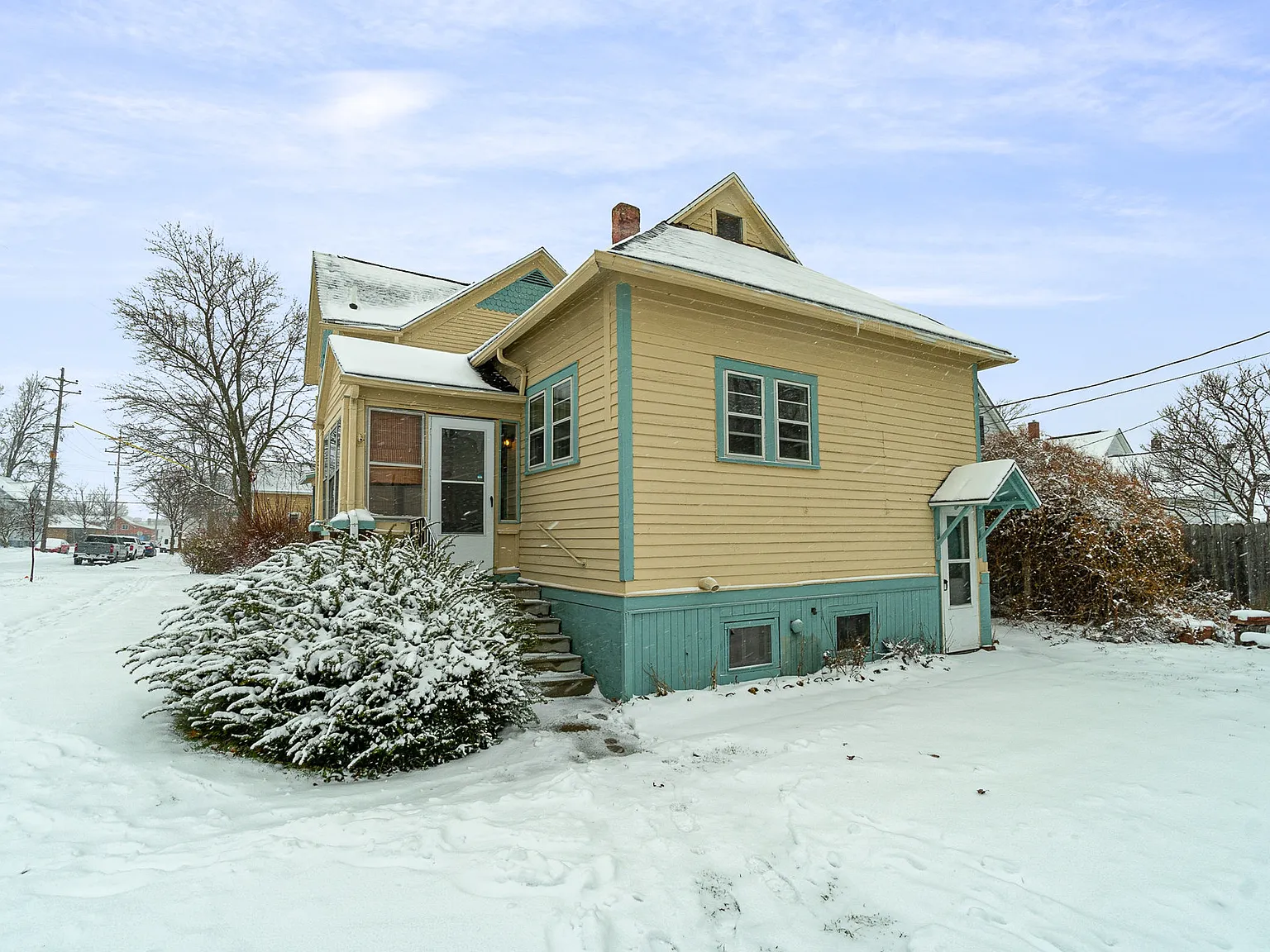 4 bed, 2040 sqft, $1,250 — Photo 3