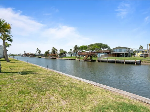 101 Caribbean Dr #5, Corpus Christi, TX 78418