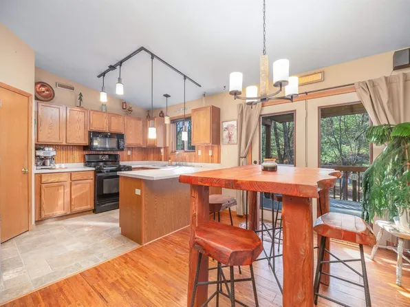 N3808 Greenwood Road, Hancock, WI 54943