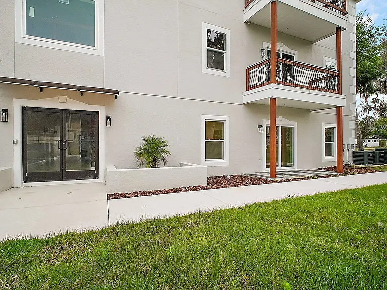 201 N Dewey St #202 — Photo 21