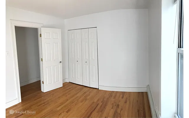 Rented by Douglas Elliman | media 24