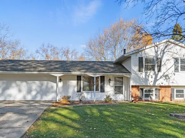 1524 Knox Dr, New Haven, IN 46774