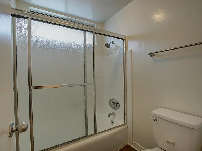 Cornerstone Apartments — Photo 15