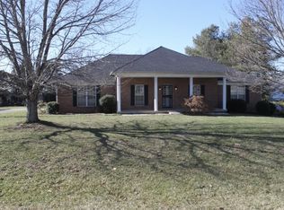 132 Woodsbend Rd, Elizabethtown, KY 42701