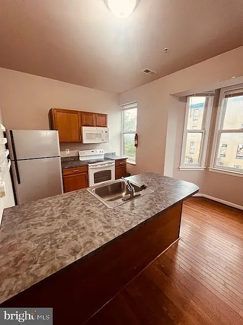 Building Photo - 3344 E Baltimore St #2