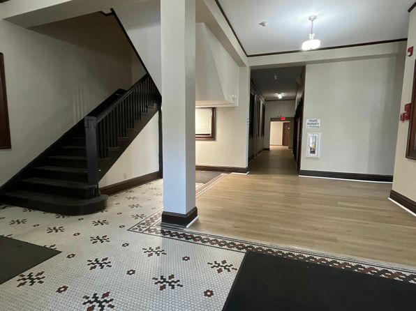 201 E Pike St #302