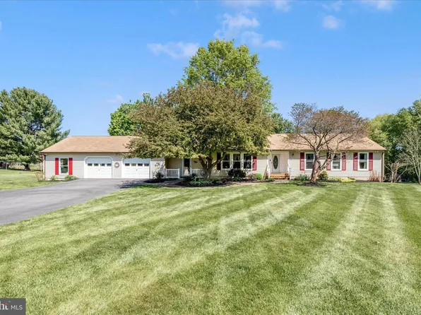 5910 Lawrence Ct, Adamstown, MD 21710