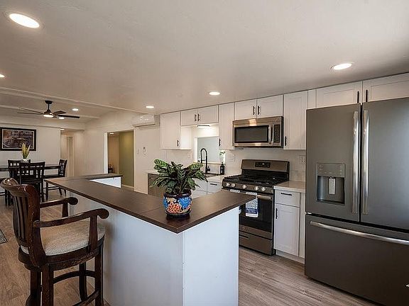 3rd image of 3003 W Broadway Blvd #78